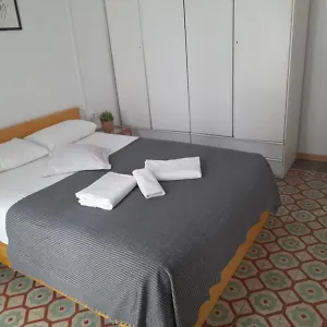 1 Casual Apartments Appartamento